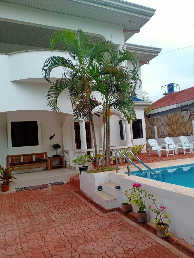 Beth'S Villa Moalboal Exterior foto